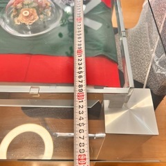 ガラスのダイニングテーブルの画像