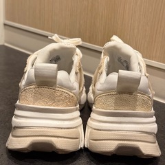 ナイキ V2K ラン ウィメンズシューズ / Nike V2K Run Women＇s Shoes HV3917-133 Sailの画像
