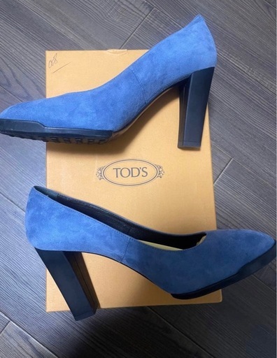 TOD’S パンプス