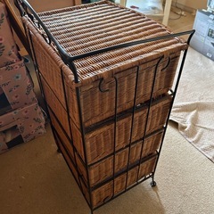 4段タンス　レトロの画像