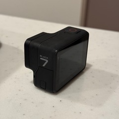 GoPro HERO7 ケース・バッテリー2個おまけ付きの画像