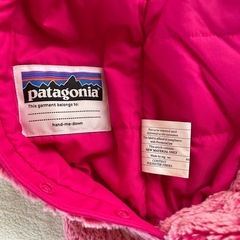 パタゴニア ベビー フリース カバーオール ロンパース ピンクの画像