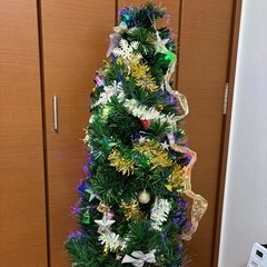 クリスマスツリーの画像