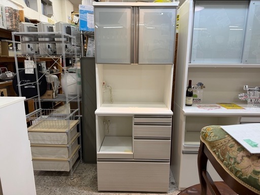 リサイクルショップ 食器棚 中古 販売 買取 江戸川区