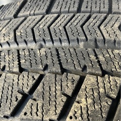 ② 室内保管】ブリヂストン スタッドレス 185/60R15 シエンタ/アクア/フィット等に！山あり 4本セットの画像