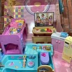 リカちゃんハウス チャイムでピンポーン　かぞくでゆったりさん　タカラトミーの画像