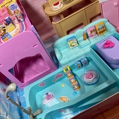 リカちゃんハウス チャイムでピンポーン　かぞくでゆったりさん　タカラトミーの画像