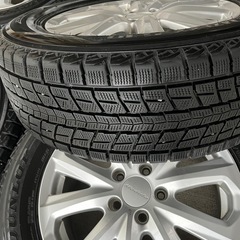 スタッドレス
タイヤの画像
