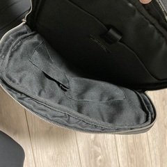 ナノユニバース🔴レザーリュックの画像