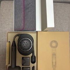 ダイソン ヘアドライヤーの画像