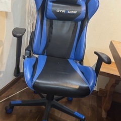 ゲーミングチェアの画像