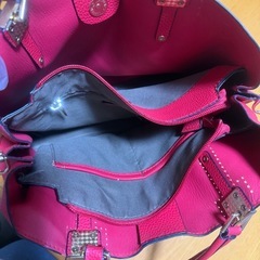 D.KELLY 赤バッグの画像