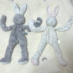 Bunnies by the Bay ぬいぐるみウサギセット　おしゃぶりホルダーの画像