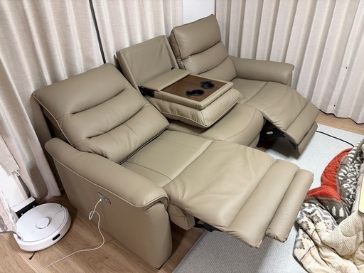 ベージュ リクライニングソファ 3人掛け［ニトリ］本革製超美品 (松本