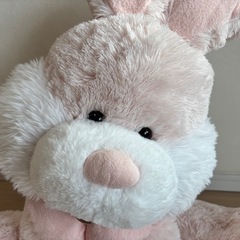 コストコ イースターバニー(大きなぬいぐるみ)の画像