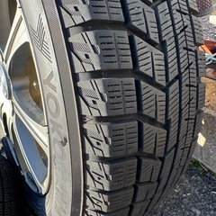 ヨコハマ‼️スタッドレスタイヤ‼️15インチ‼️アクア‼️ポルテ‼️ヴィッツ‼️シエンタ‼️の画像