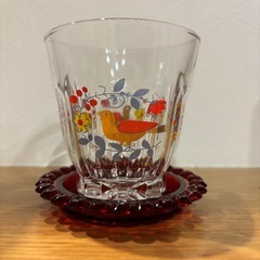 ソーサー付きグラスの画像