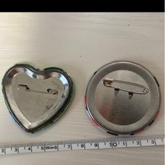 おそ松さん缶バッジの画像