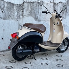 大人気セール‼️安心のバッテリー新品✨️前後タイヤまだまだ山あり🗻嬉しいシート張替え♪オイル交換済み♻️燃費重視&デザイン重視の方におすすめ✨マットブラックでカッコ可愛い🫰AF55 スクーピー✴の画像