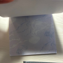 クラゲ柄のメモ帳の画像