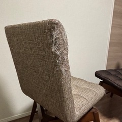 テーブル、椅子の画像