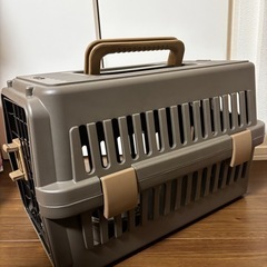 ほぼ未使用品　ペットキャリーの画像