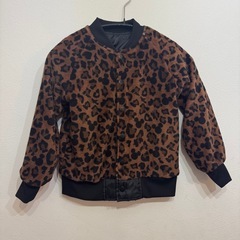 babydoll⭐︎ベビードール　リバーシブルアウター　ミッキー　ヒョウ柄　130cmの画像