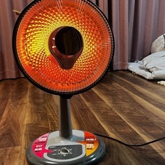 エスケイ　電気ストーブ　SKJ-SH80PC 2017年製の画像