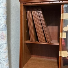  ●食器棚（本棚利用）の画像