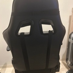 ゲーミングチェアの画像