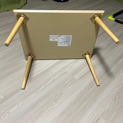 【1/4お取引中】ミニテーブルの画像