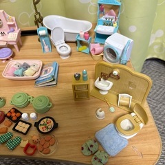 お取引中
シルバニアファミリー　家具、小物セットの画像