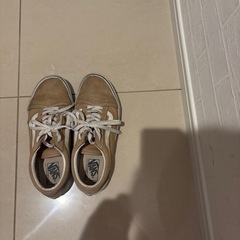 Vans ベージュ スニーカーの画像