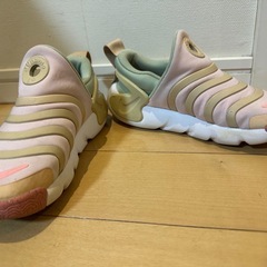 【中古美品】　キッズ ナイキ　スニーカー3足まとめ買い(Kids NIKE)の画像