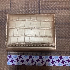 手のひら財布の画像