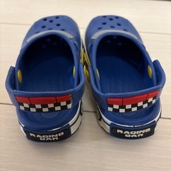 子供用のサンダル
の画像