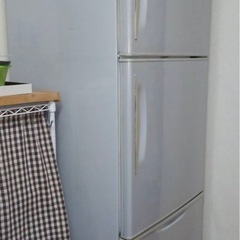 冷蔵庫の画像