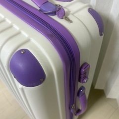 キャリーケース(ジャンク品)の画像