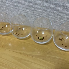 すみっこぐらし　グラス　4個セットの画像