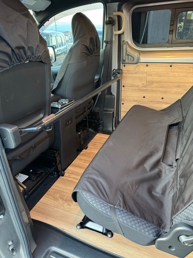 nv200 専用　セカンドテーブル　車中泊などに nv200 専用セカンドテーブル車中泊などに (NV9608BASE) 白山の内装