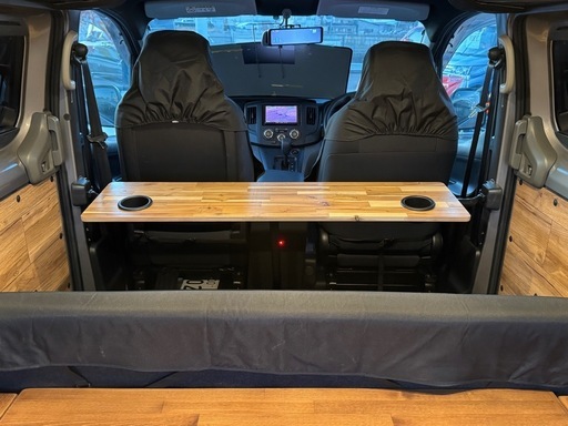 nv200 専用　セカンドテーブル　車中泊などに