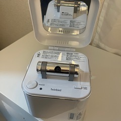 ツインバード　フェイススチーマーの画像