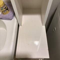 隙間収納家具　キャビネットの画像