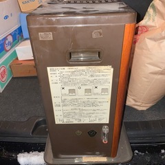 石油ストーブの画像