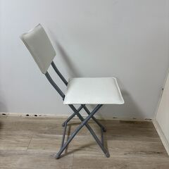 1/20まで【無料】ニトリ 折りたたみ椅子の画像
