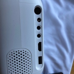 プロジェクター本体ホームシアター⭐︎スクリーン布付き、自宅映画館の画像