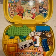 アンパンマンとわくわくどうぶつブロッグバッグ1.5歳〜の画像