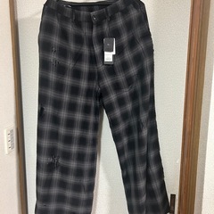 最終値下げ！定価15400円　HARE ダメージチェックパンツ　Freeサイズの画像