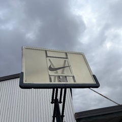 ★上下昇降式バスケットゴール★クリアボード★難ありの画像