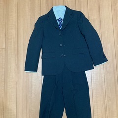 OLIVER HOUSE 2点とシャツネクタイのセットの画像